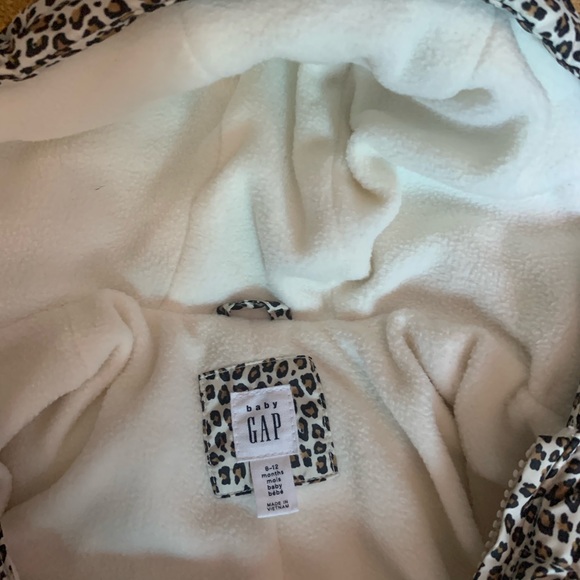 Baby gap 6-12 months snowsuit - Picture 3 of 3